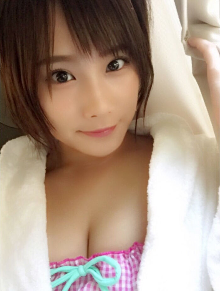 Castle Eriko (19) Nipple bare off shot &amp; Swimsuit gravure image 50 pieces 48th image
