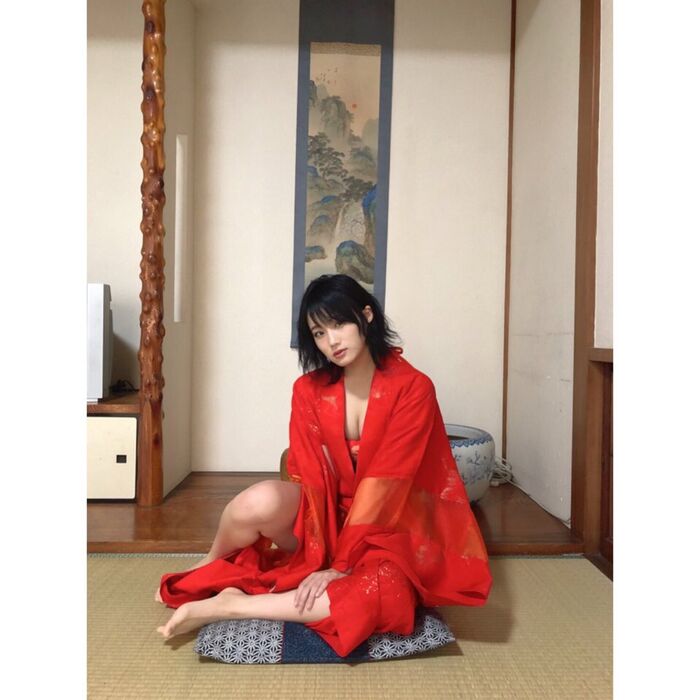 Castle Eriko (19) Nipple bare off shot &amp; Swimsuit gravure image 50 pieces 9th image