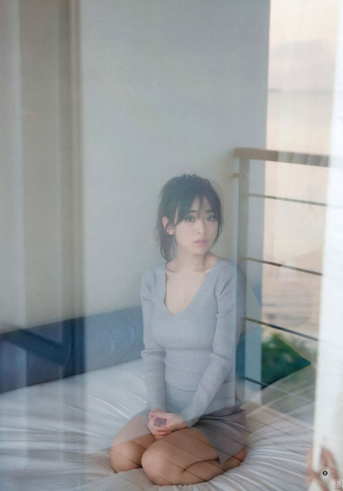 Rika (29) is no longer a different dimension of the big breasts! Further evolved God body. 6th image