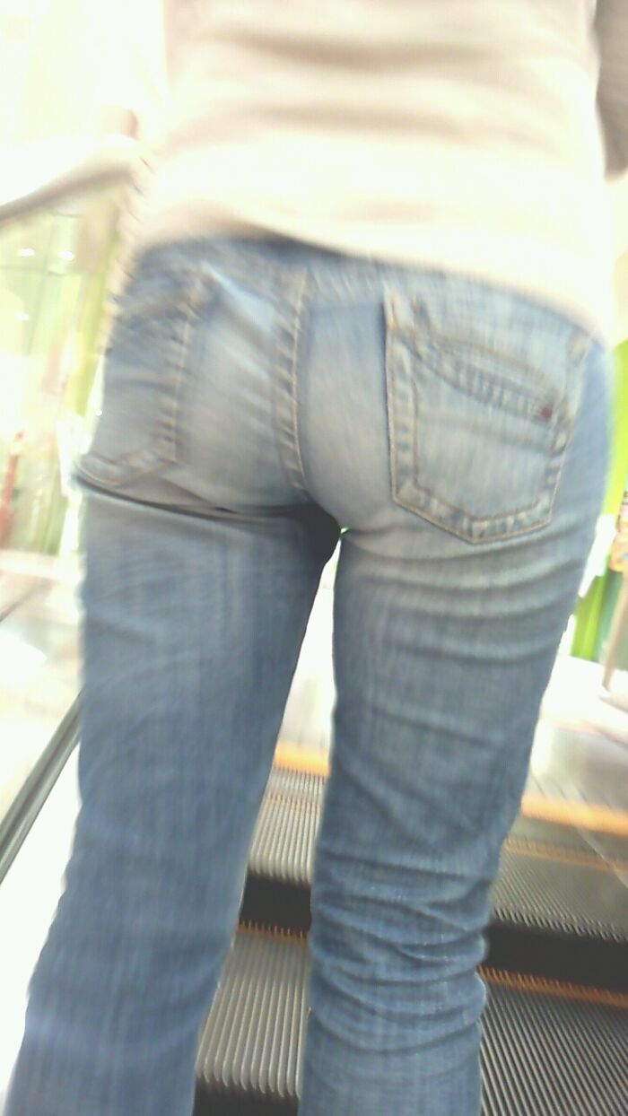 Your sister's Chile butt that wears jeans falls out wwwwww 6th image