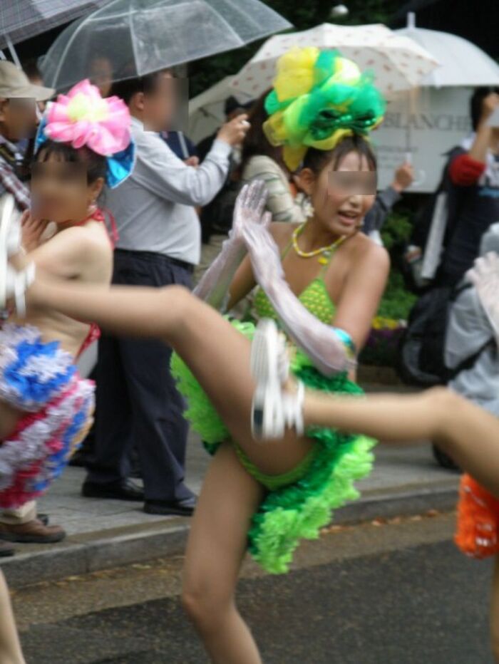 The degree of exposure and erotic of samba gal may be more than cosplayers 24th image