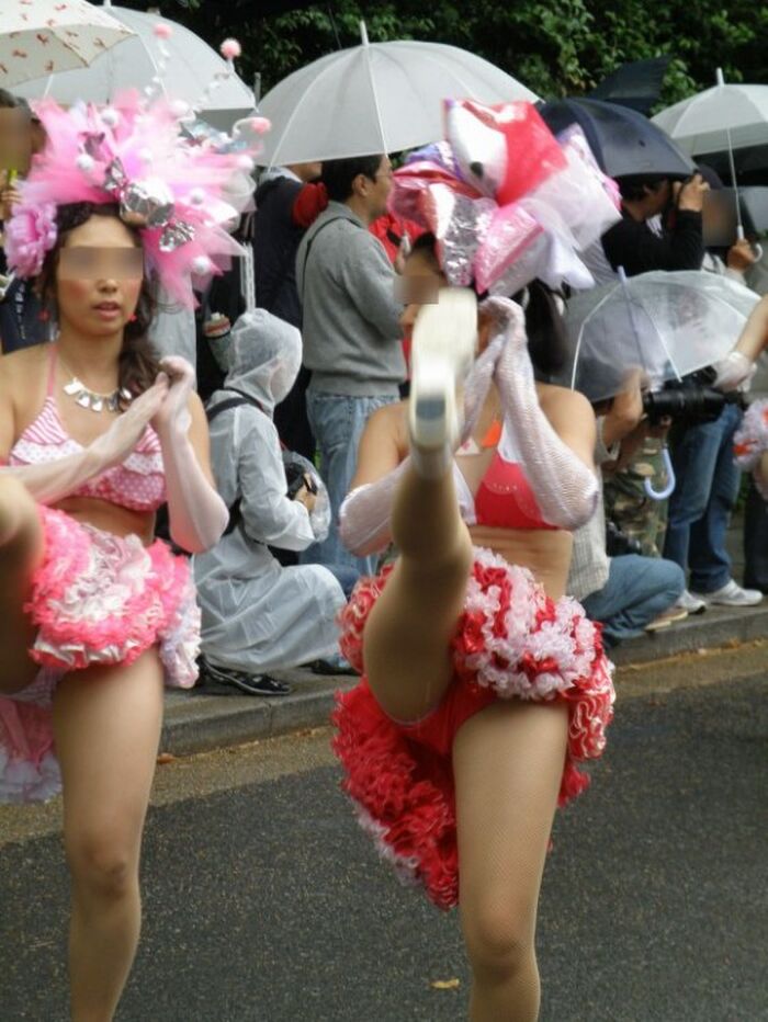 The degree of exposure and erotic of samba gal may be more than cosplayers 8th image