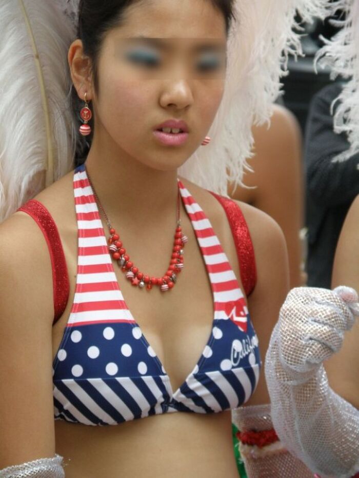 The degree of exposure and erotic of samba gal may be more than cosplayers 9th image