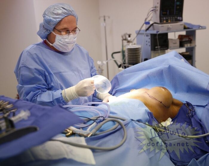 [※ unscrupulous] patients with no awareness of breast implants [new breasts] SNS... 6th image