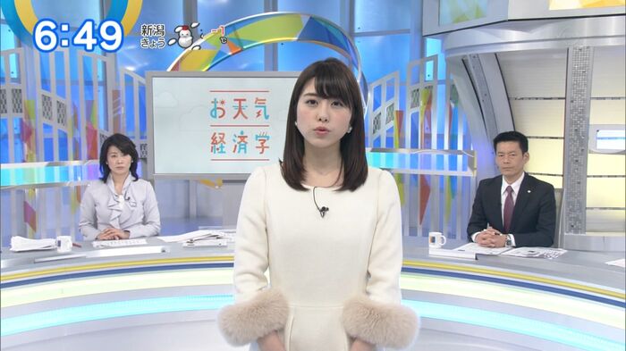 森山るりアナ いちごを食べる 18th image