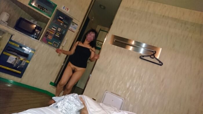 [35 posts] Eloy Whip whip huge breasts g cup 30s saffle and... 2th image