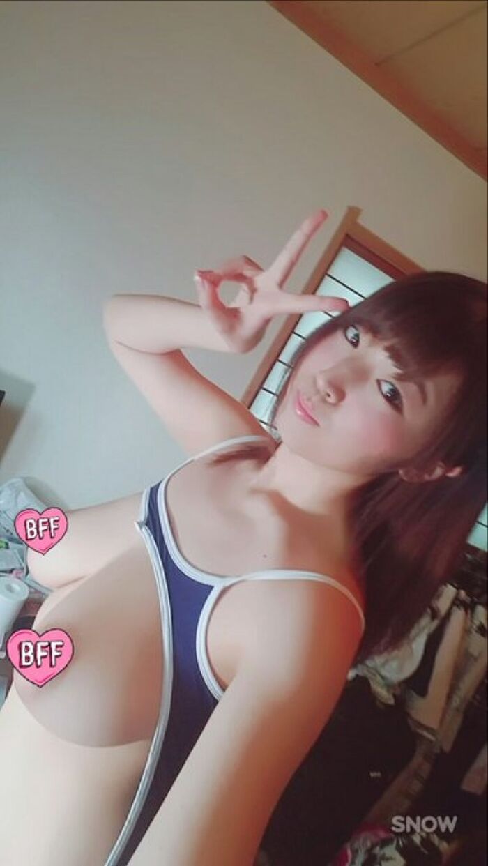 If you hide the nipple with emoticons post that I think cute Ero Onna 21th image