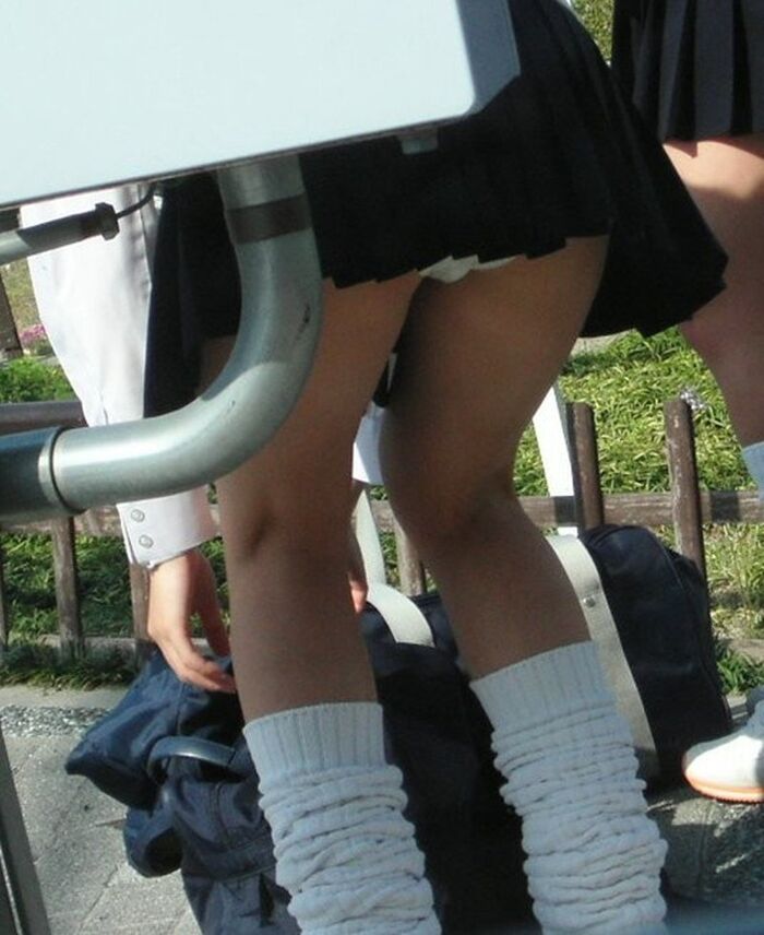 [Underwear erotic image] skirt goes up and pan... 6th image