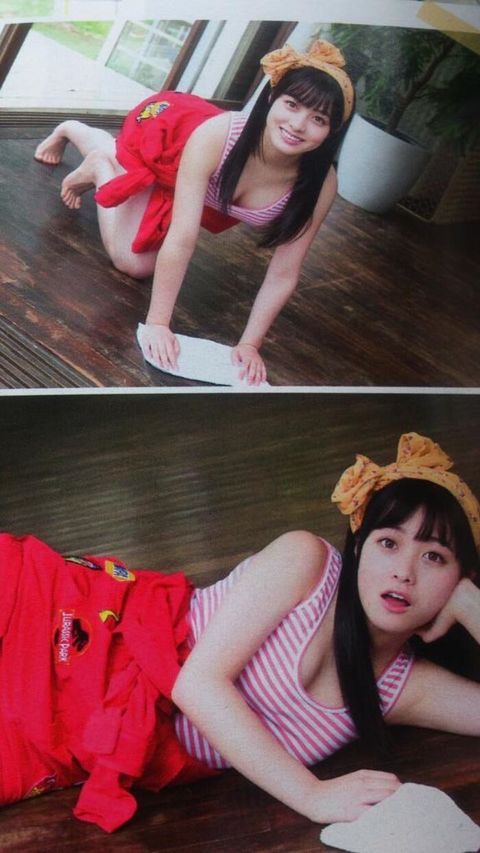 Naoko Hashimoto, glanced cleavage is a big gravure. 11th image