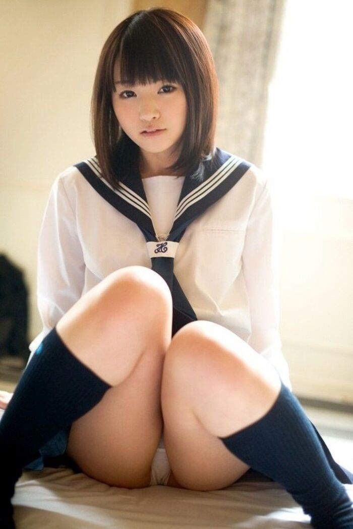 [Neat and clean] white pants is a feeling of cleanliness ↑ JK Eros Image! 15th image