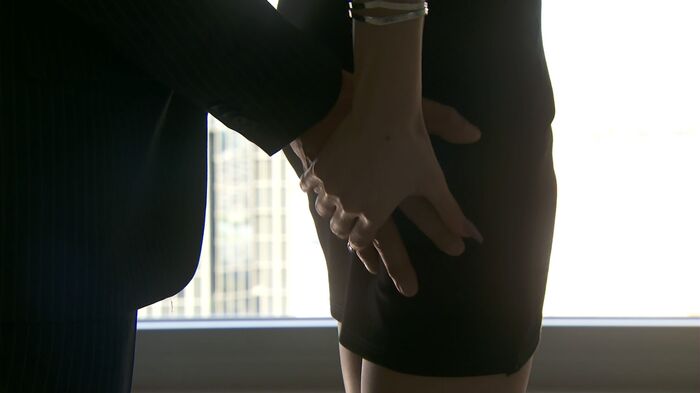 Nana's butt is touched and a high kick 20th image