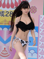 【 Image 】 Dontaku Elementary school swimsuit show Sugee Big breasts