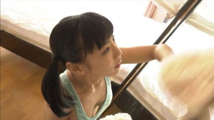 14歳Gカップあった元人気Jrアイドル岡田めぐ、JC時より更にエロくなって際どい水着着せられるwww 35th image