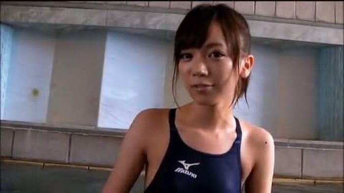 [Erotic image Underwater] Hiroko Kamata-chan wedgie in the water swimsuit swimsuit ● Ko and show roughness industry wwwwwwww 44th image