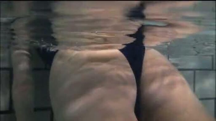 [Erotic image Underwater] Hiroko Kamata-chan wedgie in the water swimsuit swimsuit ● Ko and show roughness industry wwwwwwww 65th image