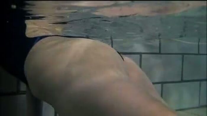 [Erotic image Underwater] Hiroko Kamata-chan wedgie in the water swimsuit swimsuit ● Ko and show roughness industry wwwwwwww 67th image
