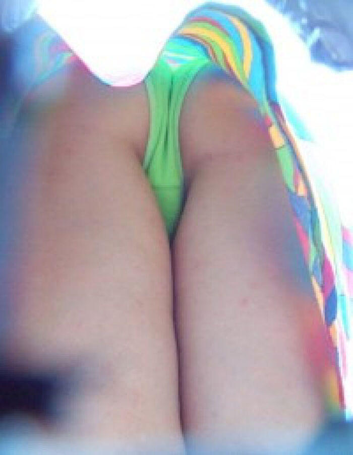 [Erotic pictures] The reverse taking a peek at the butt so stuffy in the raw bread! (; ゜ д ゜) 3th image