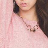 アイドル(17)、ブラジャー丸見え事故！こんなエロい下着つけてるのか・・・