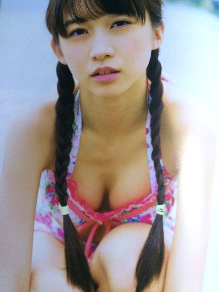 牧野真莉愛(17)のJKおっぱいが拝める水着グラビア画像135枚 88th image