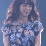 池田エライザの胸、揺れまくりでエロすぎる！おっぱいが飛び跳ねてる！！