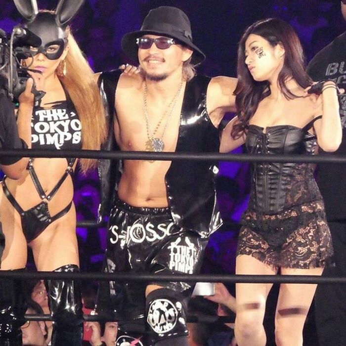Wrestling broadcast late at night, there is a T-back gal that was a bare-arse www 8th image