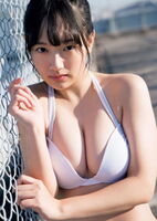 Fukushima beautiful girl Encyclopedia model serving active JK Sakaguchi style poetry (18) I'm confronted by taking off the big breasts in the classroom of the school W
