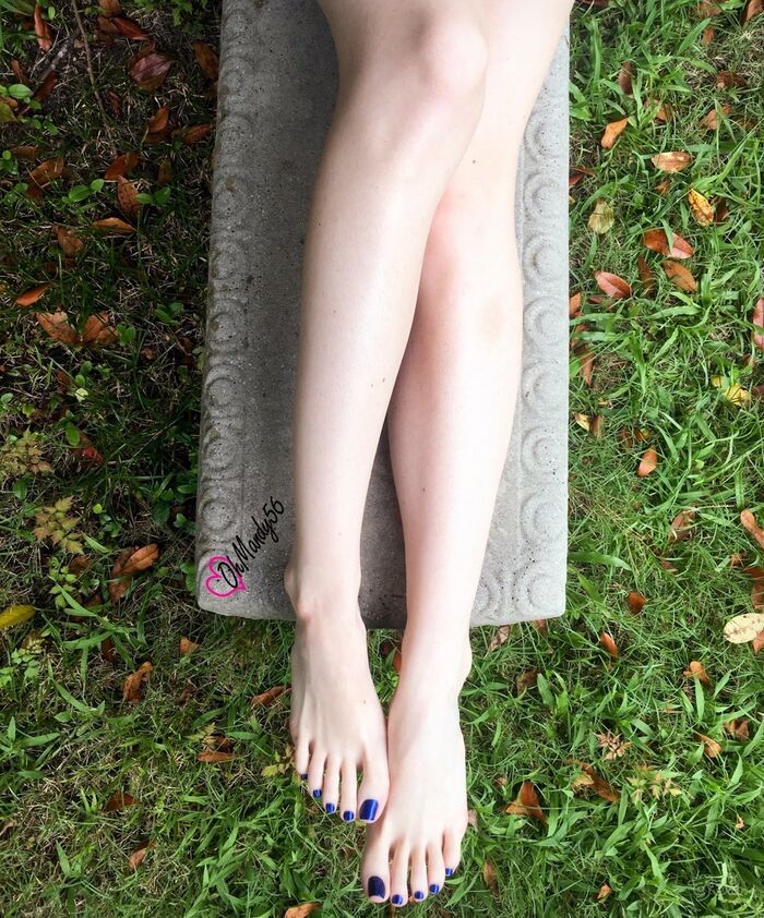 Foot fetish image 150 sheets attracted to bare feet 45th image