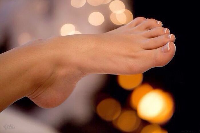 Foot fetish image 150 sheets attracted to bare feet 85th image
